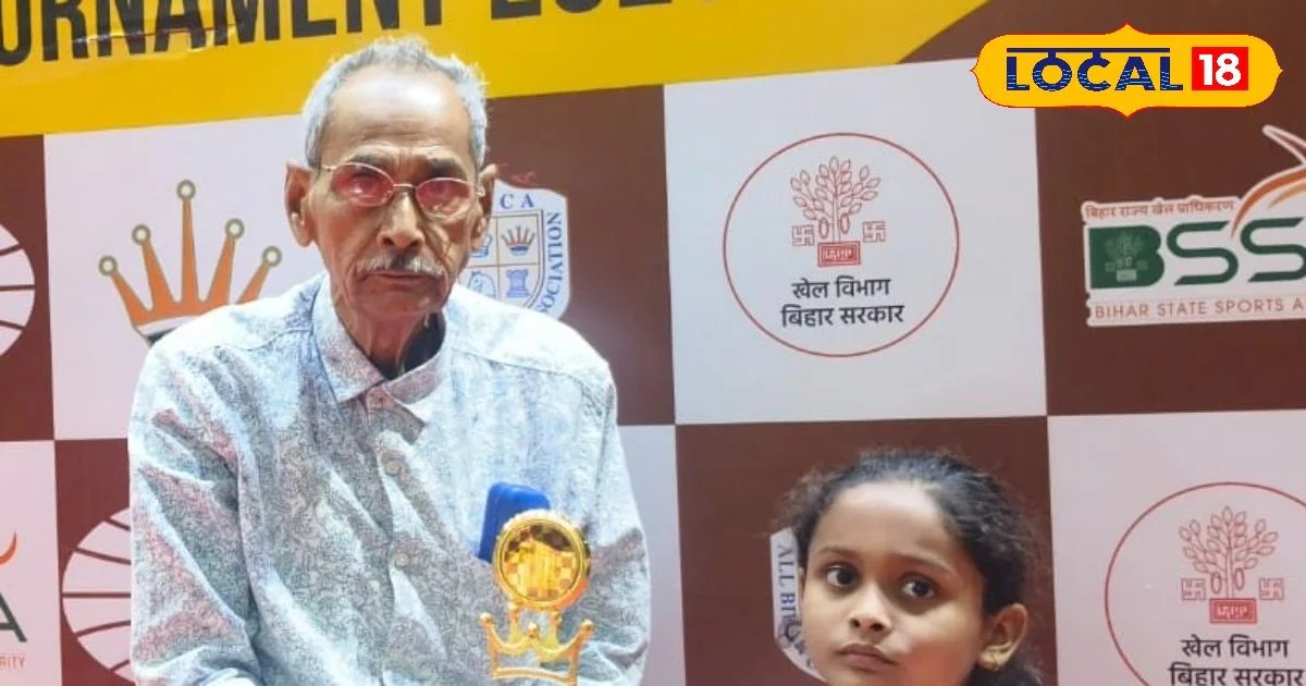 शतरंज की बिसात पर भोजपुर की अव्या का 'चेकमेट'! 7 की उम्र में ऑल इंडिया प्रतियोगिता में हासिल किया पहला स्थान