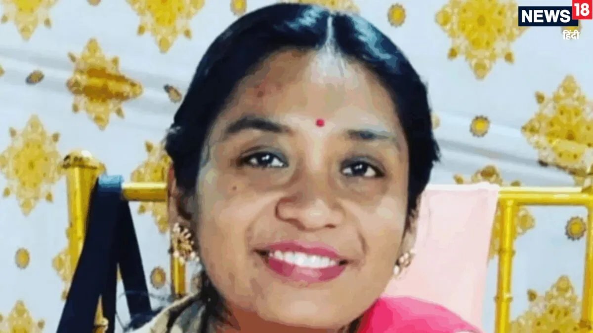 DU प्रोफेसर मर्डर: फ्लैट में घुसे 2 नकाबपोश, फिर अगले दिन देवोस्मिता पॉल की मिली लाश, CCTV फुटेज में सब साफ-साफ दिखा