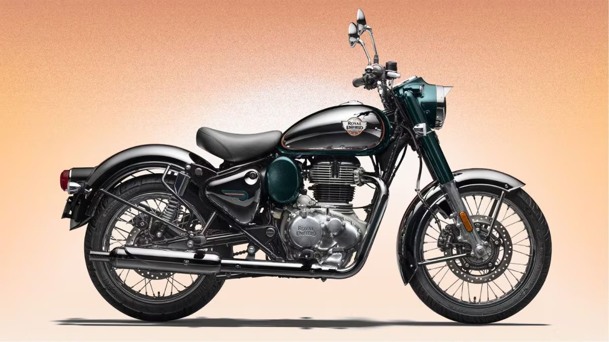 Royal Enfield Classic 350 का जलवा! बनी कंपनी की बेस्ट सेलिंग बाइक, बुलेट और हंटर की बढ़ी मांग